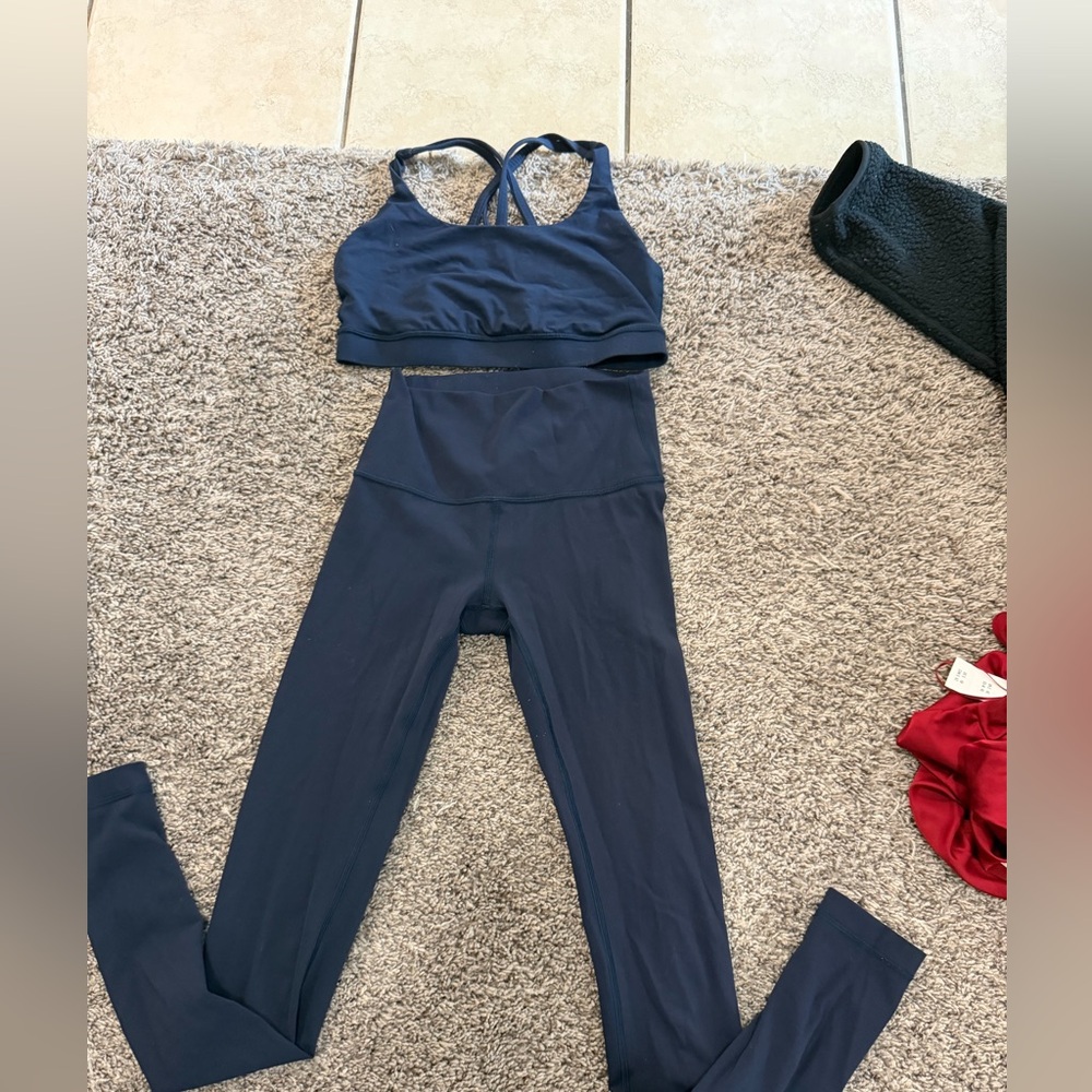 lululemon athletica Women's Navy Strappy Sports Bra and leggings set